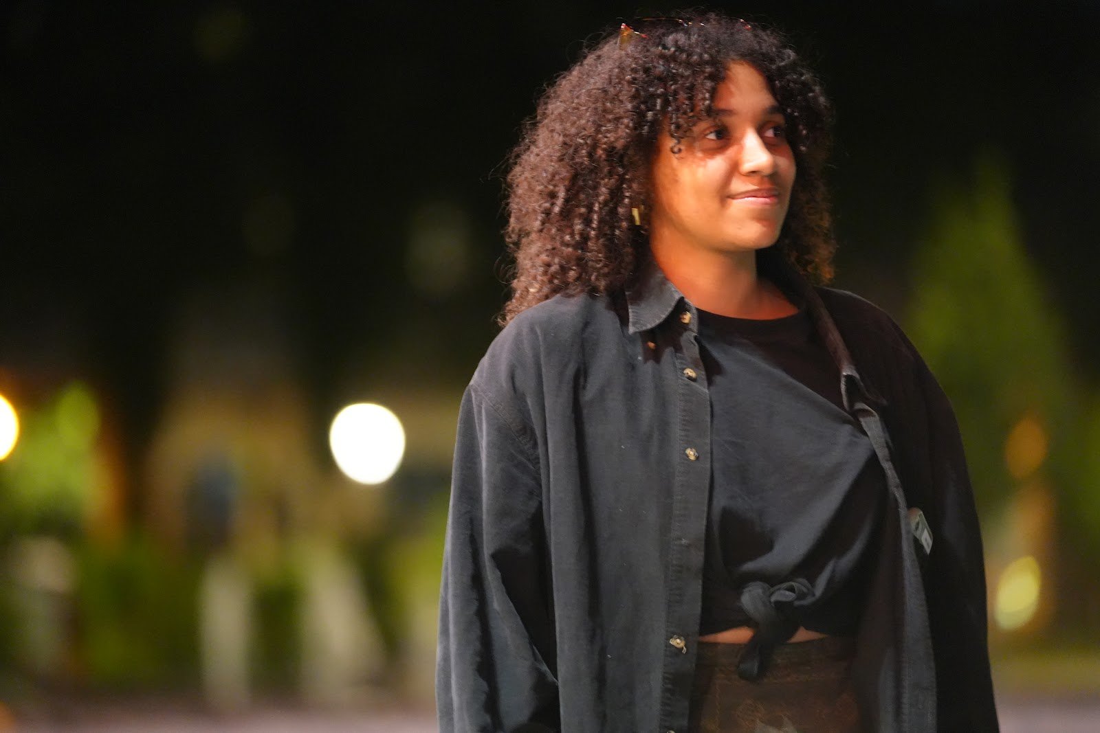 Portrait sous les éclairages du soir en juin 2024